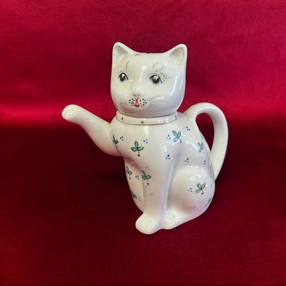 Vintage Chinese Lucky Paw Cat Teapot